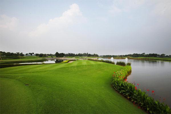 Van Tri Golf Club, Vietnam