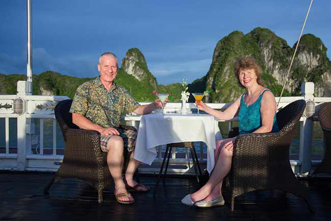 Discover magnificent Halong Bay on Syrena Cruises 2 days