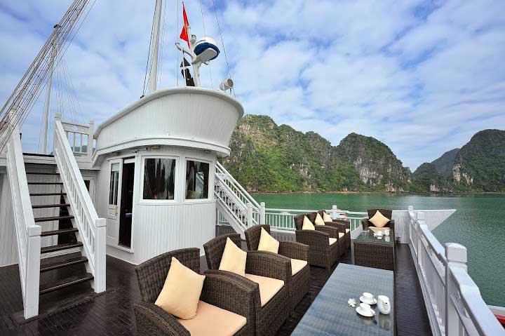 Discover Halong Bay with Paradise Luxury Cruise 2-day