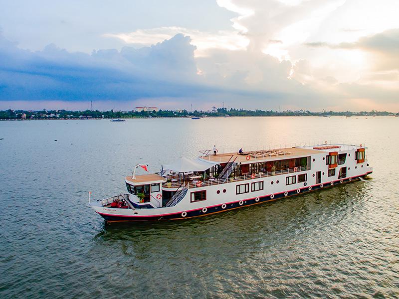 Mekong Eyes Explorer Cruise 4 days : Saigon to Phnom Penh